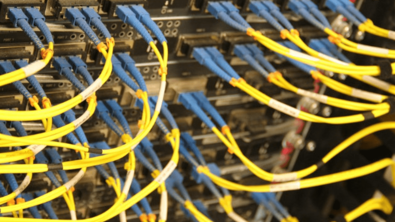 What Are the Key Features of Indoor Fiber Cables Offered by BoneLinks?